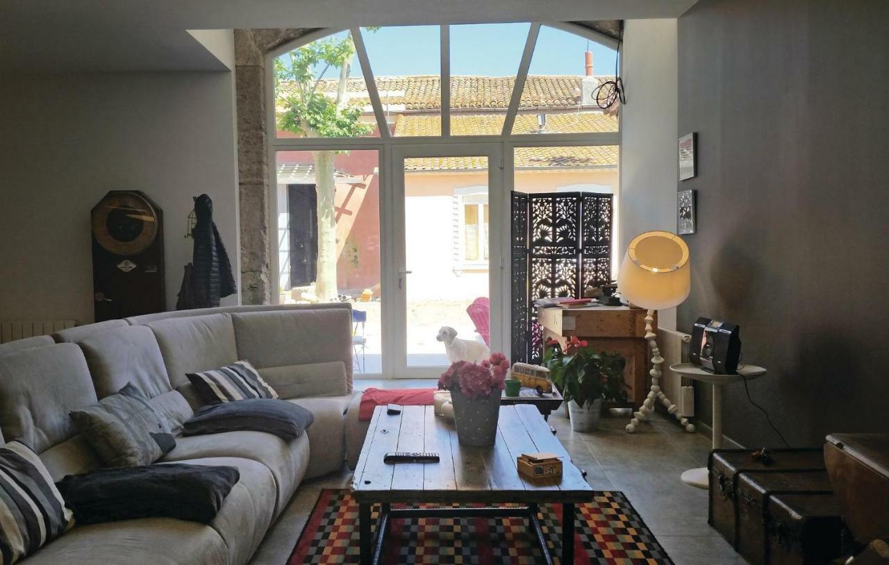 2 Bedroom Amazing Home In 나르본 외부 사진