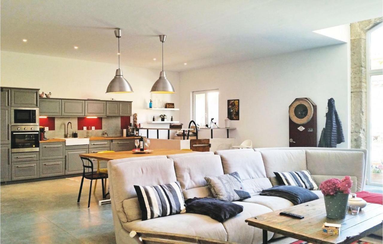 2 Bedroom Amazing Home In 나르본 외부 사진